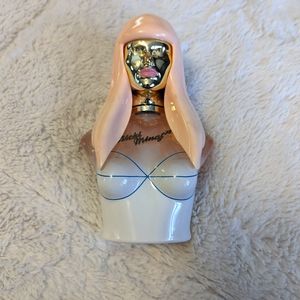 Pink Friday perfume